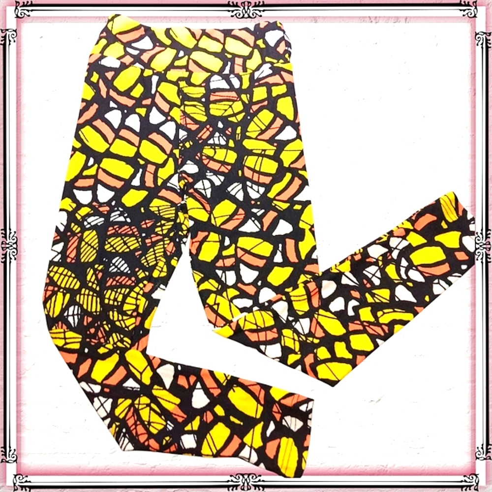 LulaRoe Halloween Girls Candy Corn Leggings Size S/M